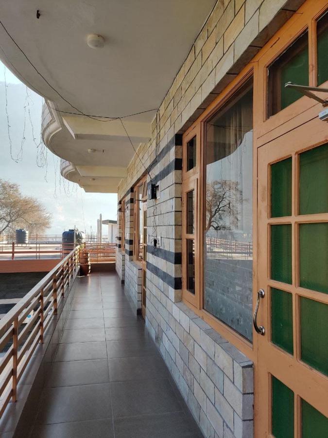 Mathan View Homestay - 3Min Drive To Kullu-Manali Airport Shamshi Eksteriør bilde